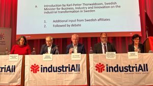 Sweden: industrial transformation flanked by solid social policies and collective bargaining
